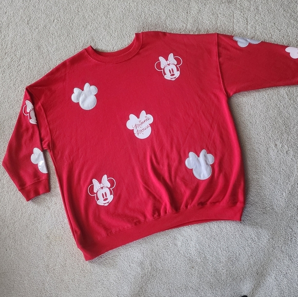NWOT Disney Minnie Mouse Sweatshirt, Adult 1X, red, iridescent - Picture 2 of 9